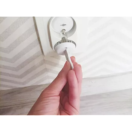 Kontaktligzdu aizsargu komplekts, 15 gab.