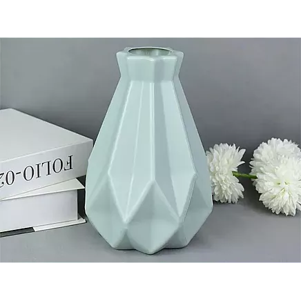PLASTIC FLOWER VASE (60)
