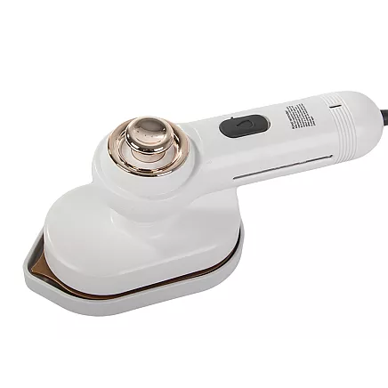 Kompakts ceļojumu tvaika gludeklis ar rotējošu rokturi un smidzinātāju, pelēks/balts