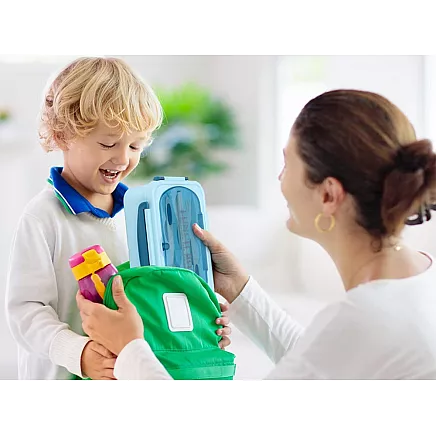 Lunchbox breakfast box lunch box with compartments cutlery